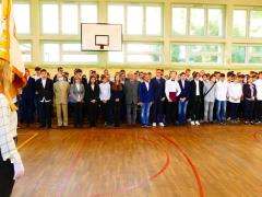 Ślubowanie uczniów klas pierwszych i drugich