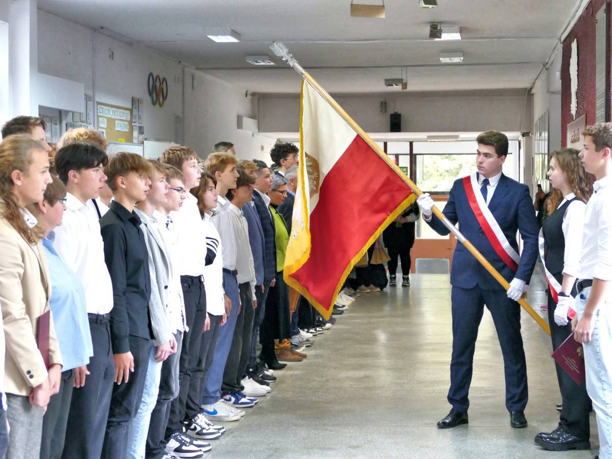 Ślubowanie uczniów klas pierwszych